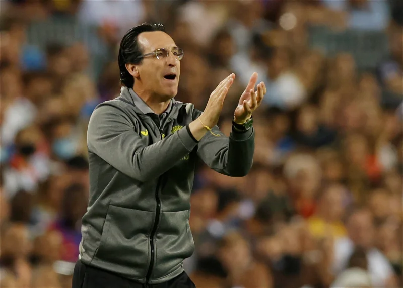 กองหน้าอายุน้อย